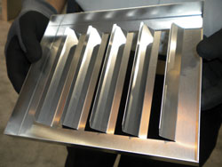 钣金加工企业如何通过引进自动化折弯成型设备降低生产成本，提高产品质量？-中山开云一站式官方手机入口-开云online(中国)-开云一站式官方手机入口-开云online(中国)