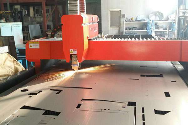 使用激光切割机精密度明显提升-开云一站式官方手机入口-开云online(中国)